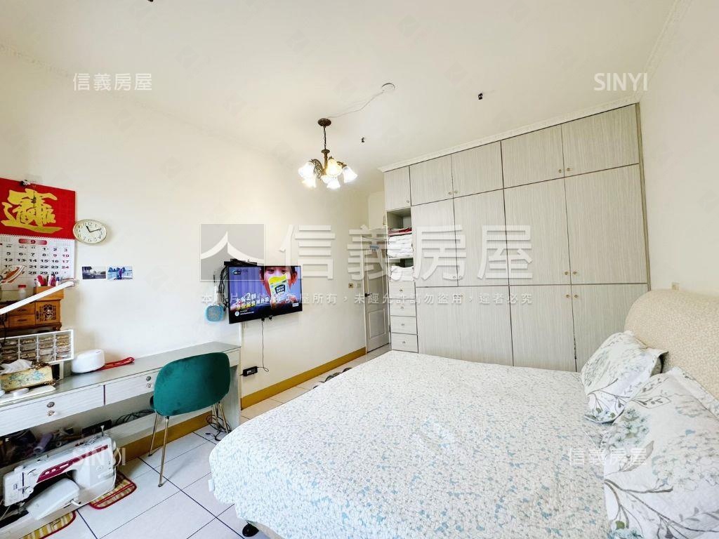 本棟景觀美景愛河四房房屋室內格局與周邊環境