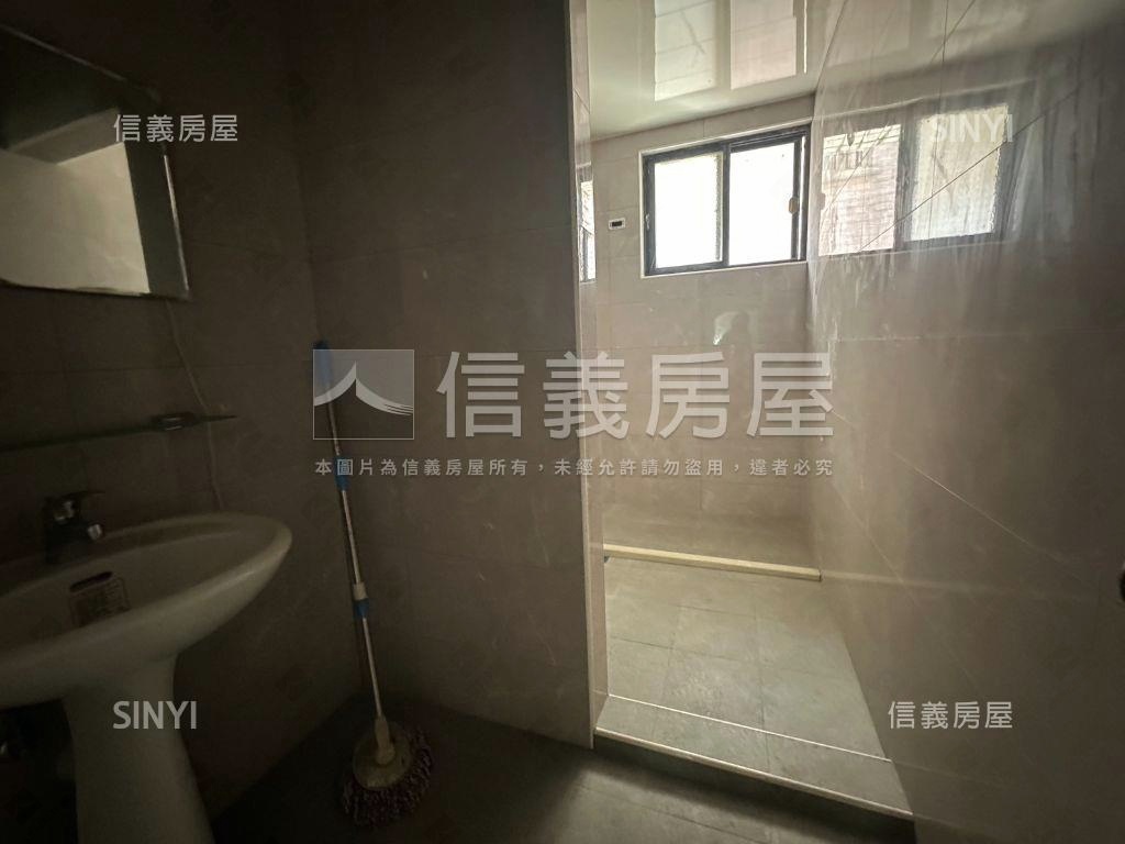 稀有釋出！龜山八房大透天房屋室內格局與周邊環境