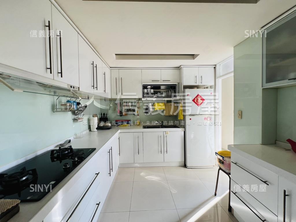 新！運動公園管理電梯Ｂ房屋室內格局與周邊環境