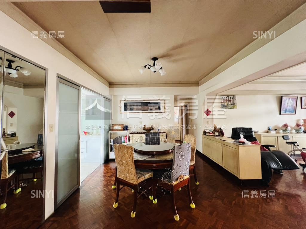 新！運動公園管理電梯Ｂ房屋室內格局與周邊環境