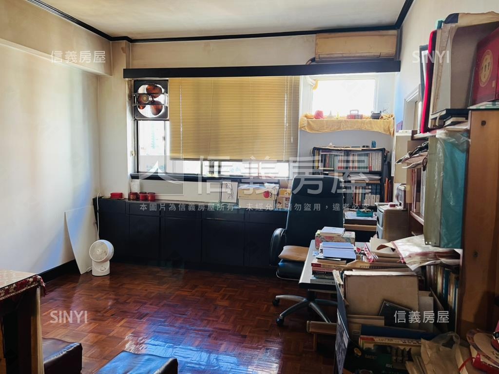 新！運動公園管理電梯Ｂ房屋室內格局與周邊環境