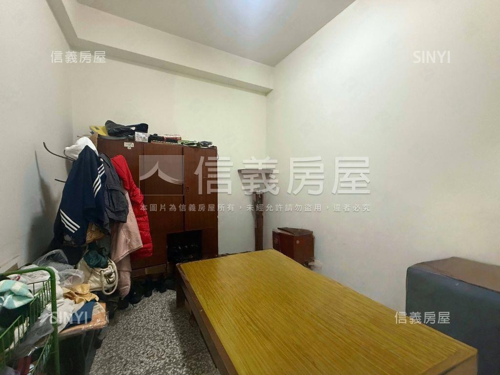 七房孝親大地坪活路透天房屋室內格局與周邊環境
