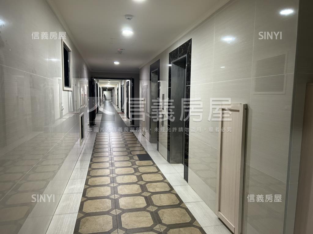 良美町精美露臺戶套房房屋室內格局與周邊環境
