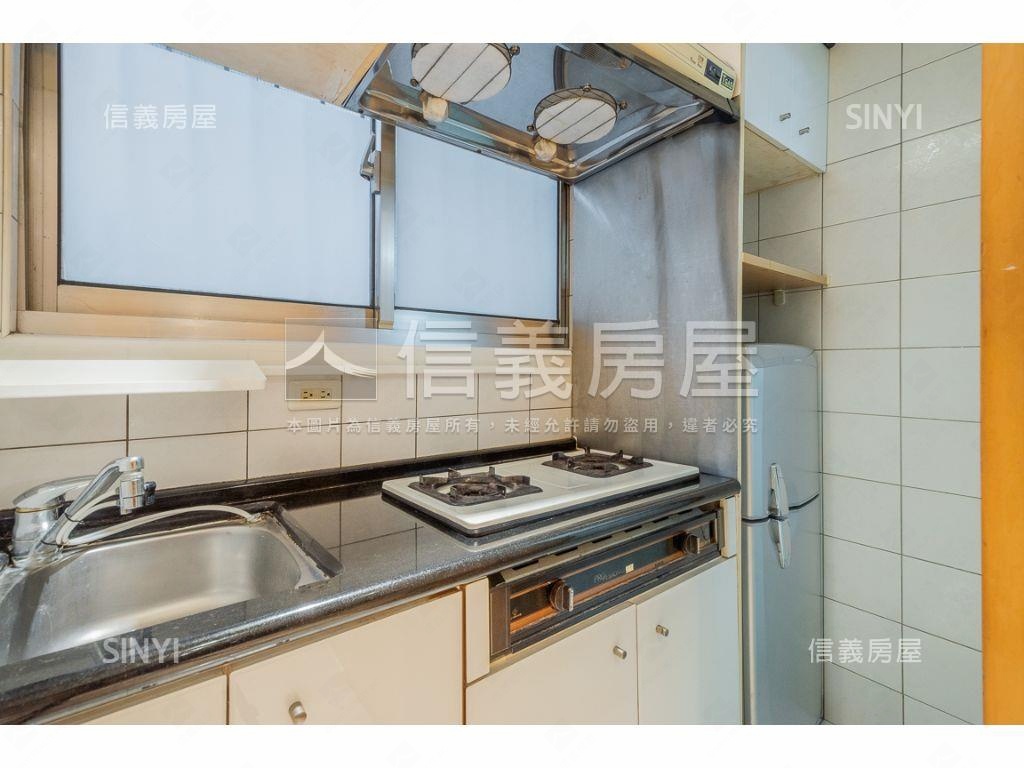 逸仙雅仕挑高精品宅房屋室內格局與周邊環境