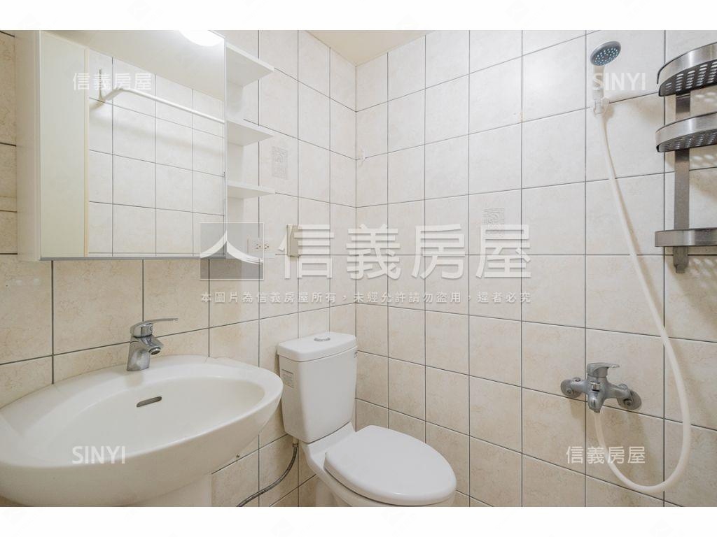 逸仙雅仕挑高精品宅房屋室內格局與周邊環境