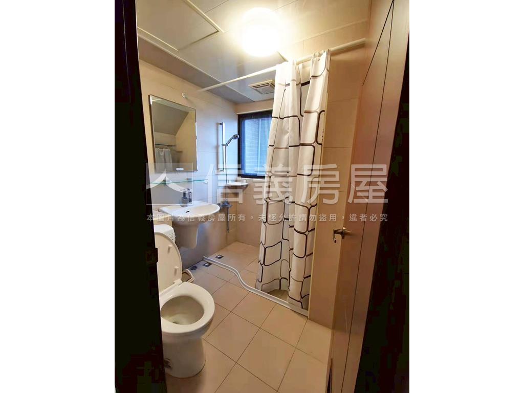 稀有高樓層露臺夢想樓中樓房屋室內格局與周邊環境