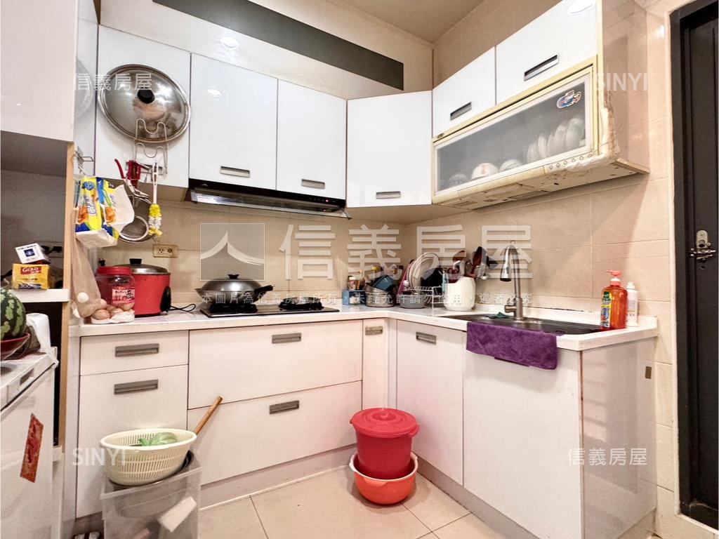 仁武大地坪美透房屋室內格局與周邊環境