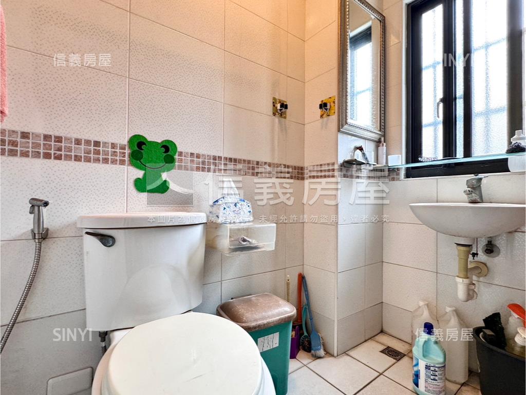 仁武大地坪美透房屋室內格局與周邊環境