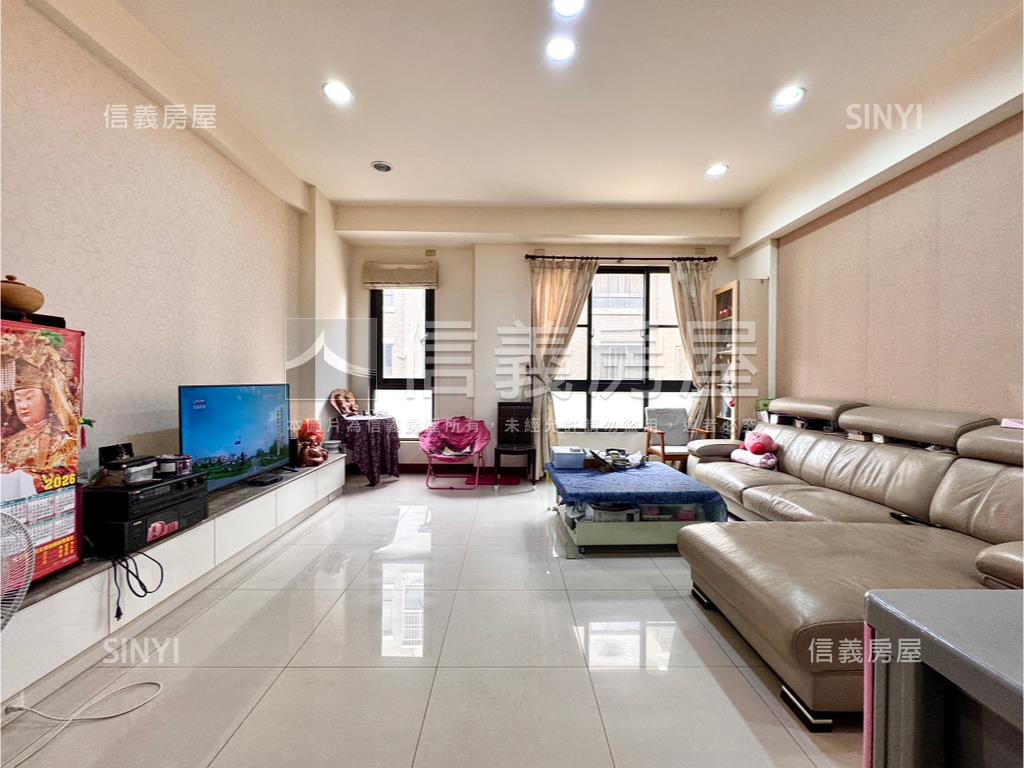 仁武大地坪美透房屋室內格局與周邊環境