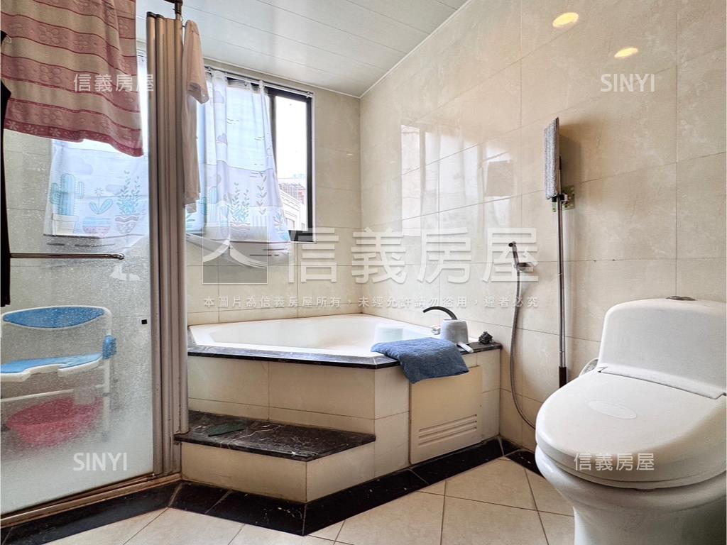 仁武大地坪美透房屋室內格局與周邊環境