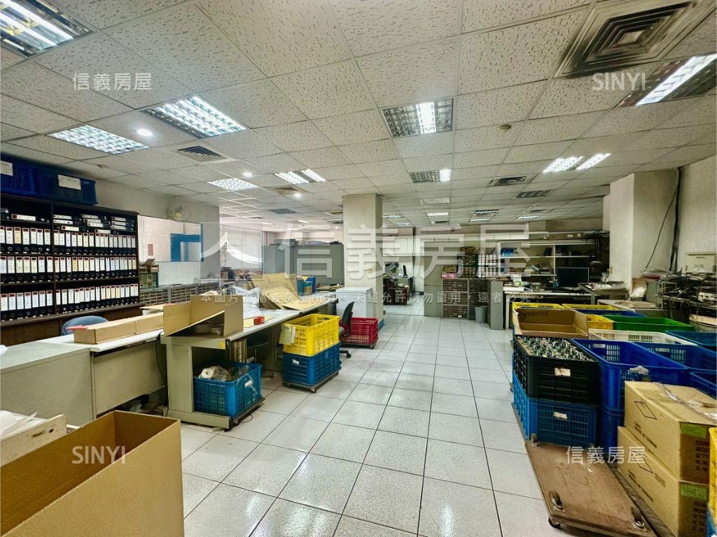 重陽路廠辦★有電梯房屋室內格局與周邊環境