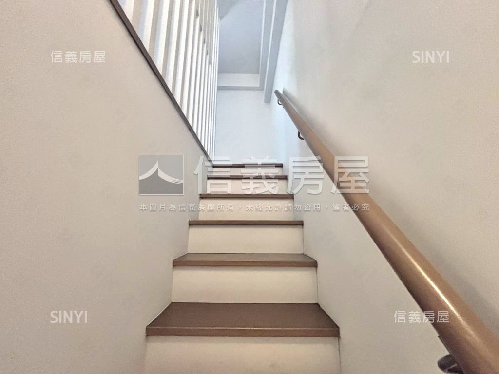 ＥＡＴ國際館景觀高樓房屋室內格局與周邊環境