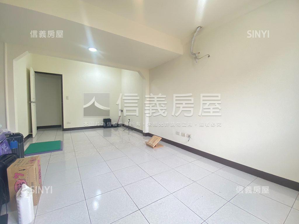 馬上幸福４房車位捷運宅房屋室內格局與周邊環境