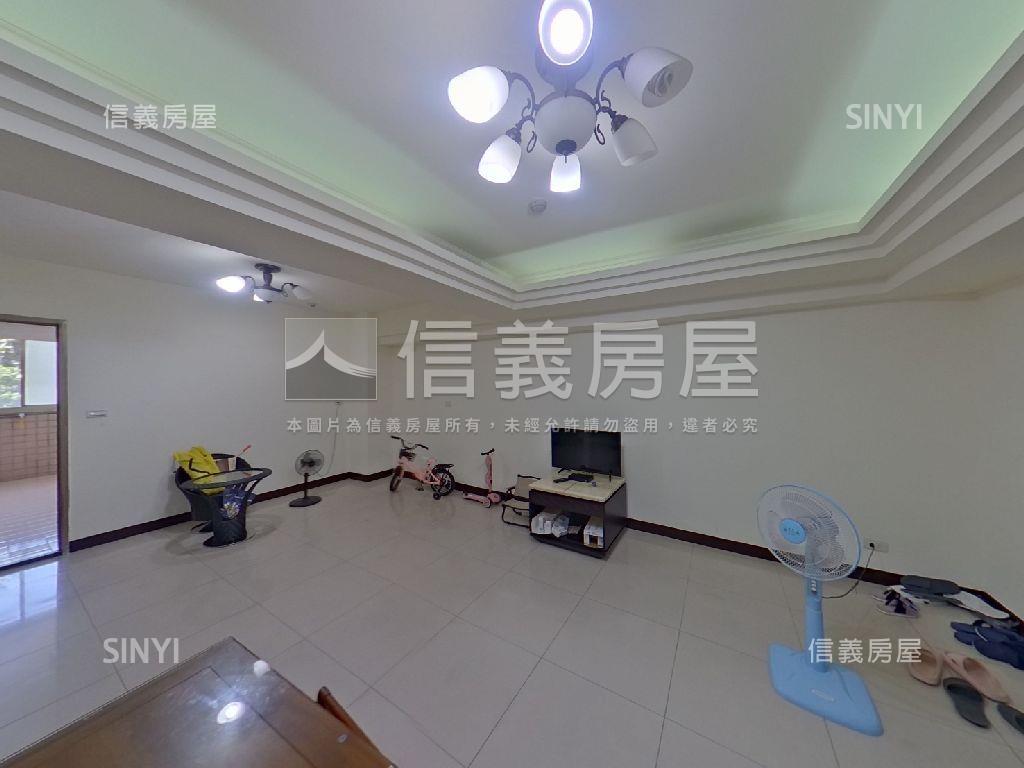 馬上幸福４房車位捷運宅房屋室內格局與周邊環境