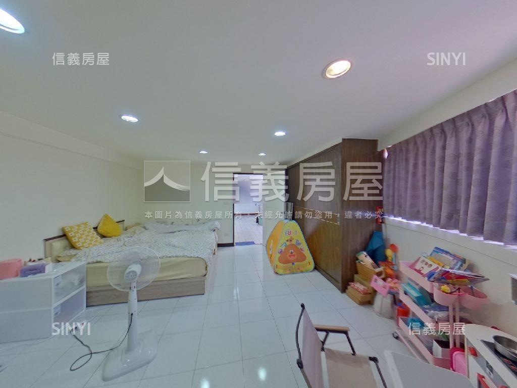 馬上幸福４房車位捷運宅房屋室內格局與周邊環境