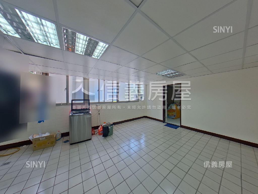 馬上幸福４房車位捷運宅房屋室內格局與周邊環境