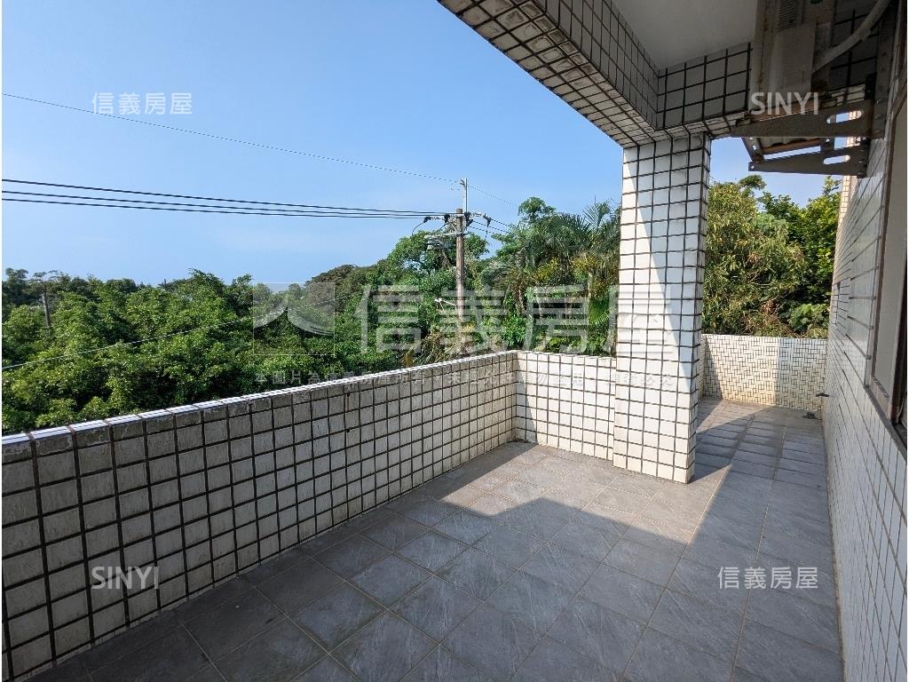 彩色世界大空間別墅房屋室內格局與周邊環境