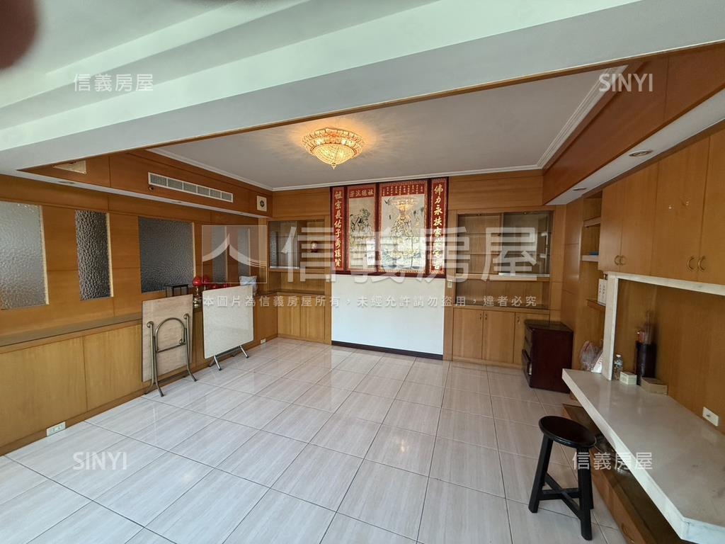 福德南路電梯九樓房屋室內格局與周邊環境