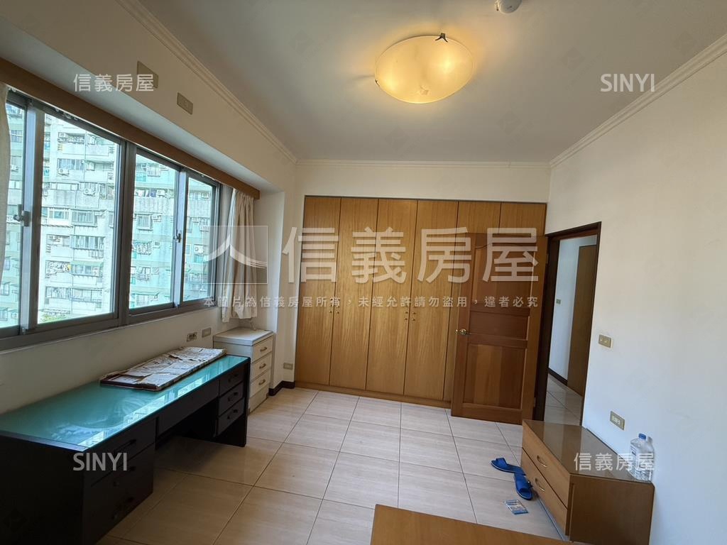 福德南路電梯九樓房屋室內格局與周邊環境