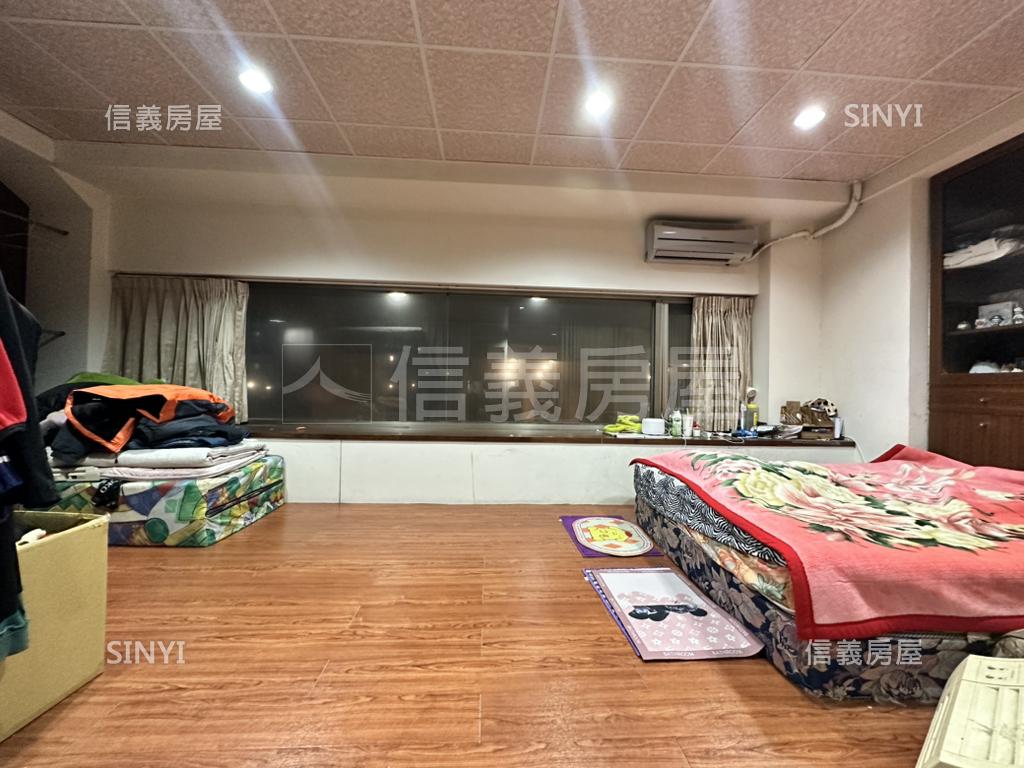 龍潭百年大鎮店住有車位房屋室內格局與周邊環境