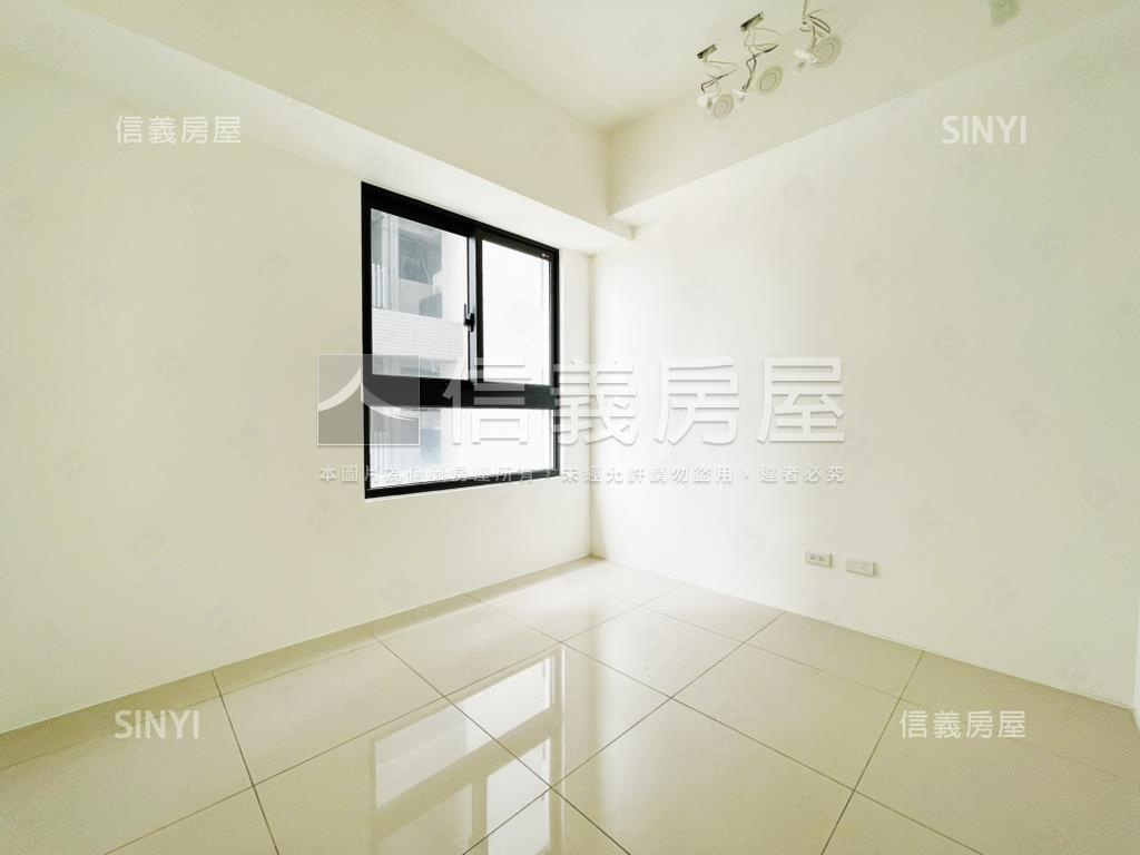 近平實朝南景觀明亮夢想屋房屋室內格局與周邊環境