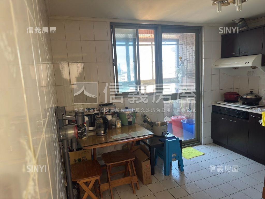 水湳市場大福美三房房屋室內格局與周邊環境