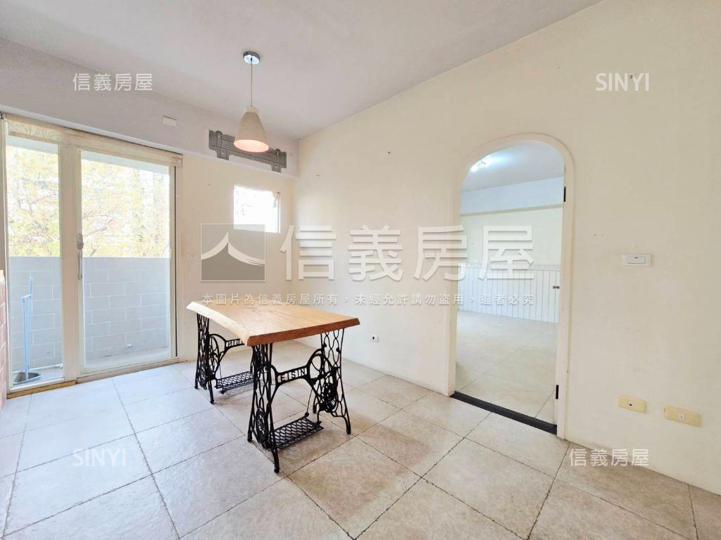 近一點利柳川首排大三房房屋室內格局與周邊環境