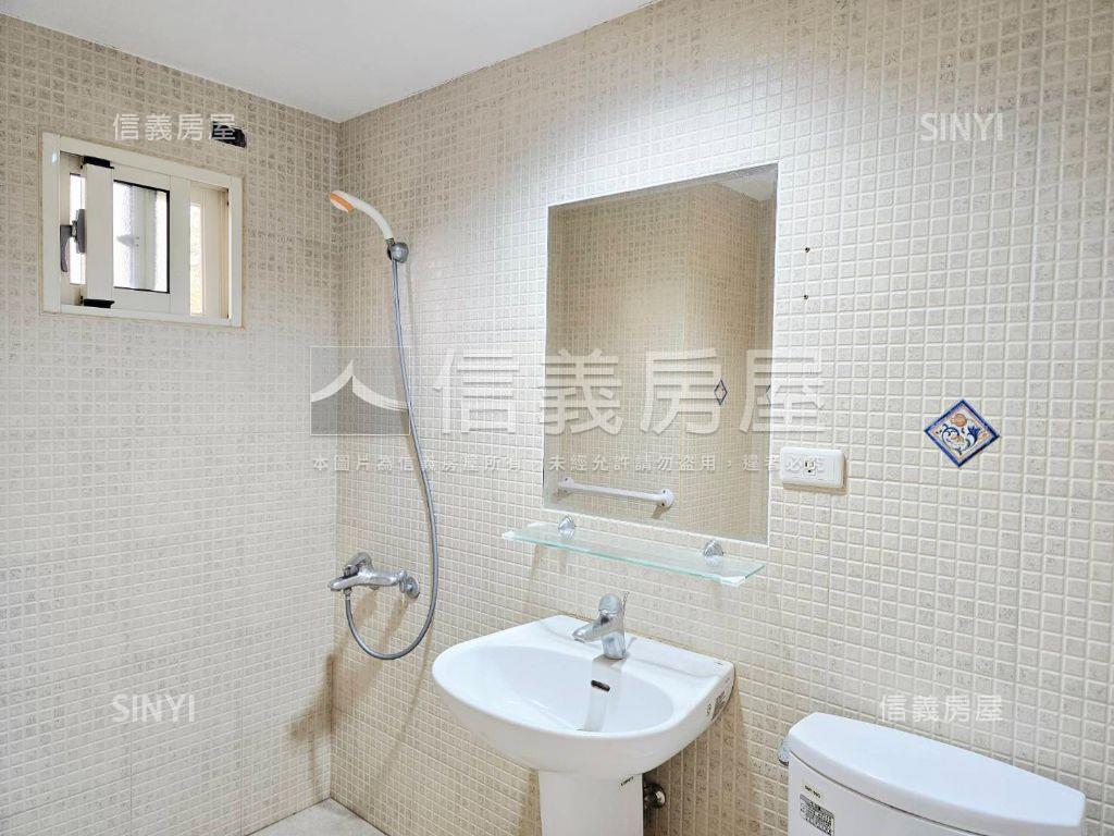 近一點利柳川首排大三房房屋室內格局與周邊環境