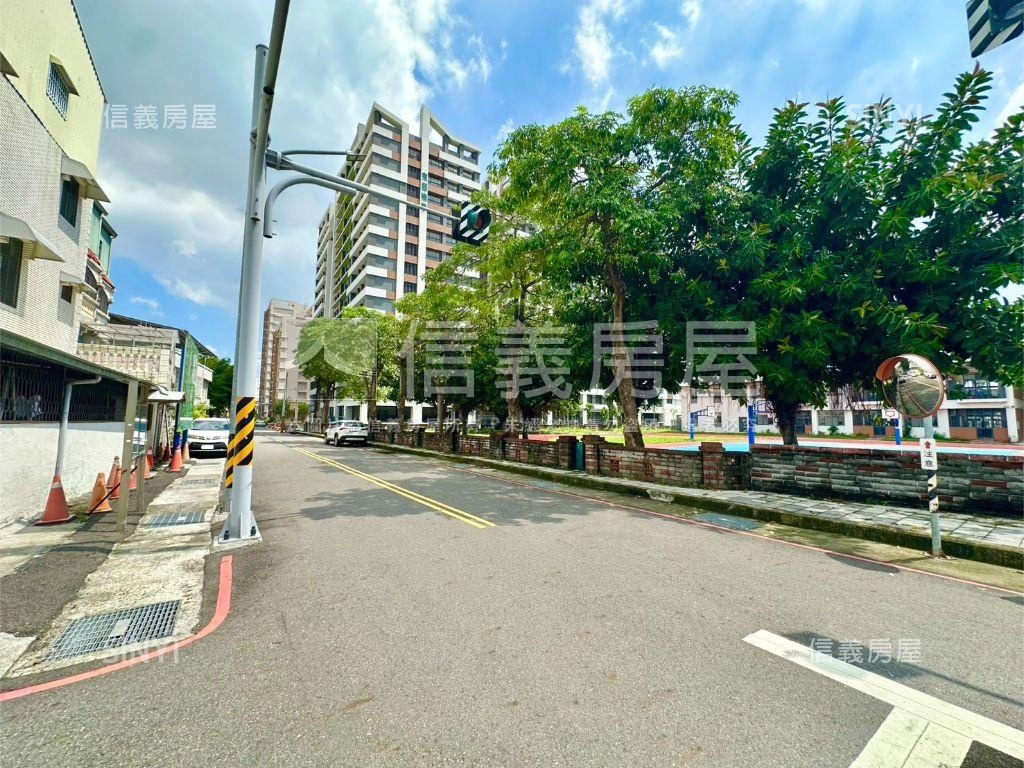 近副都心面寬約六米透天房屋室內格局與周邊環境