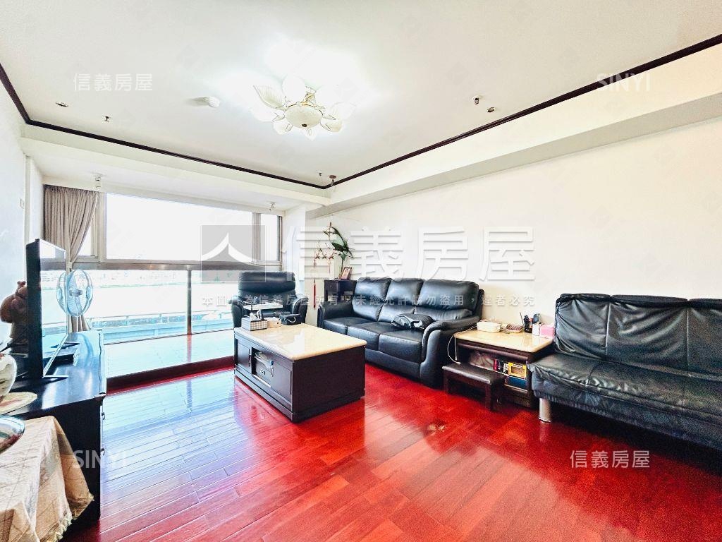 電梯河景稀有美屋房屋室內格局與周邊環境