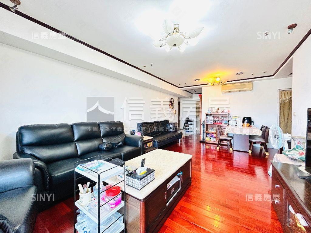 電梯河景稀有美屋房屋室內格局與周邊環境