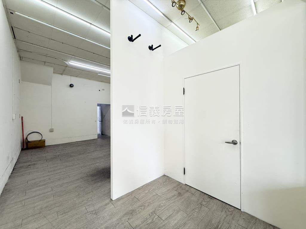 近水湳｜正中清路黃金透店房屋室內格局與周邊環境