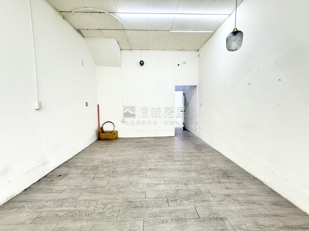 近水湳｜正中清路黃金透店房屋室內格局與周邊環境
