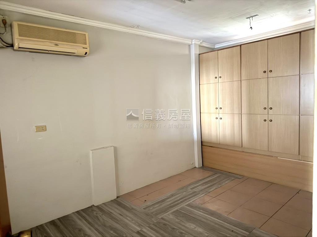 近水湳｜正中清路黃金透店房屋室內格局與周邊環境