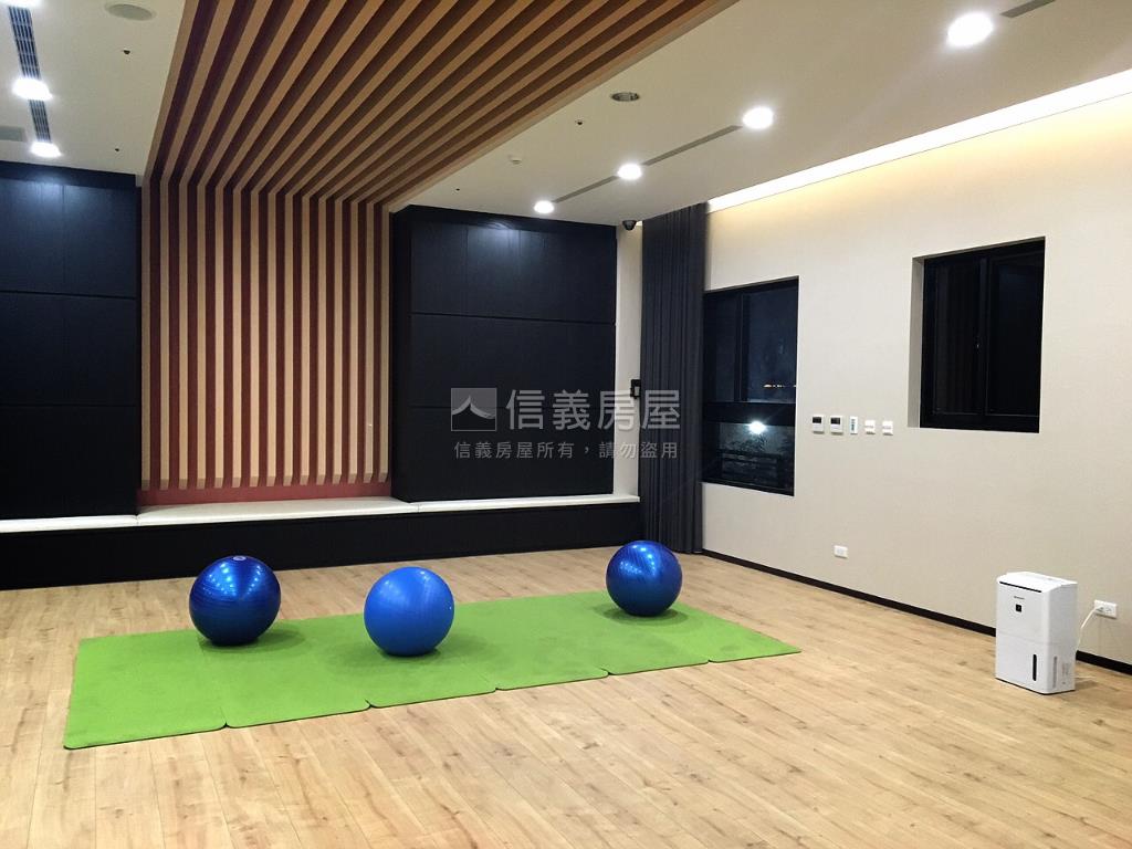 中科雲世紀高樓兩房平車房屋室內格局與周邊環境
