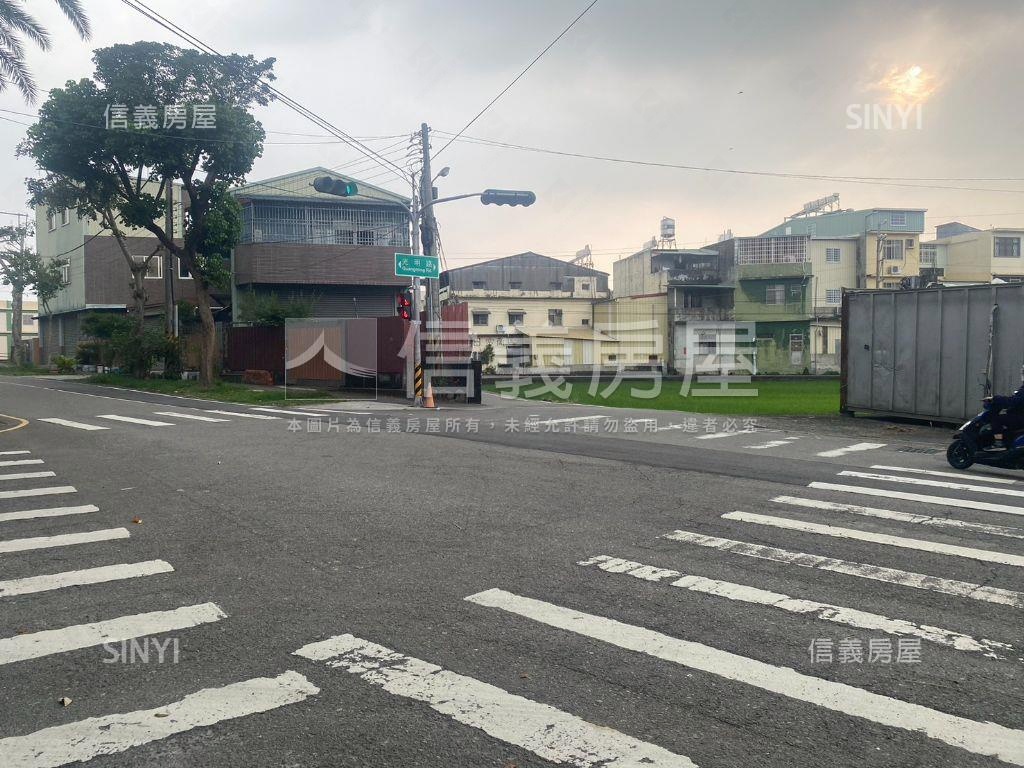 光明西路旁農地房屋室內格局與周邊環境