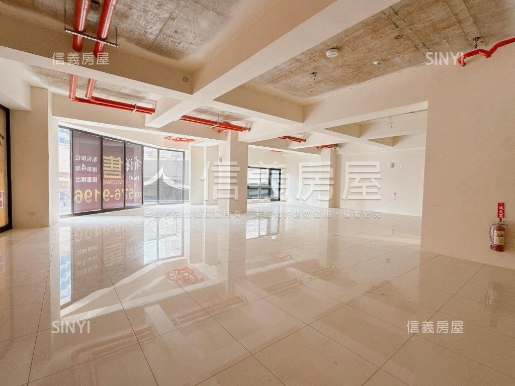 中華路燙金店面有謙４１房屋室內格局與周邊環境