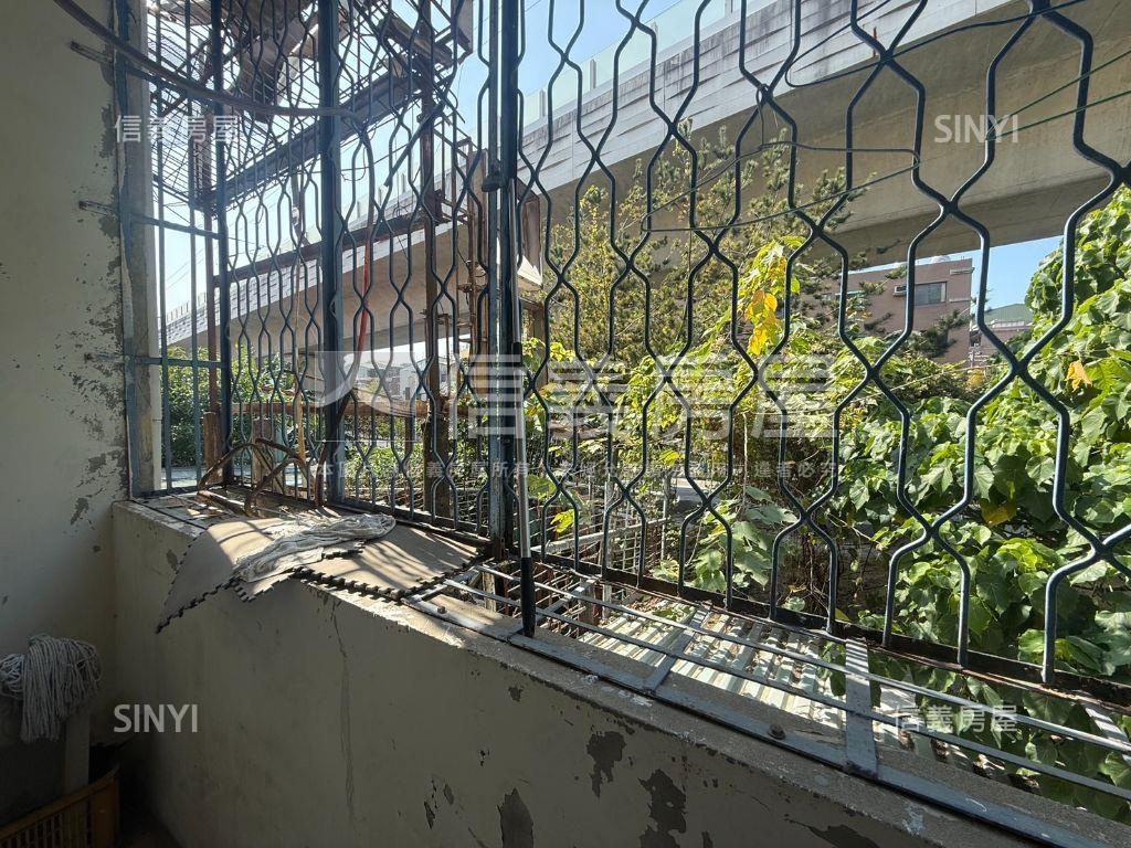 頭家近車站孝親透天房屋室內格局與周邊環境