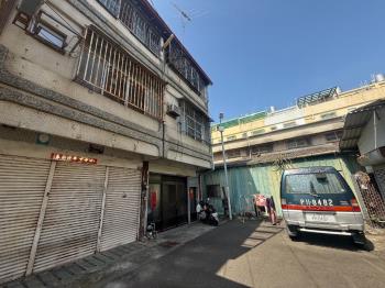 頭家近車站孝親透天