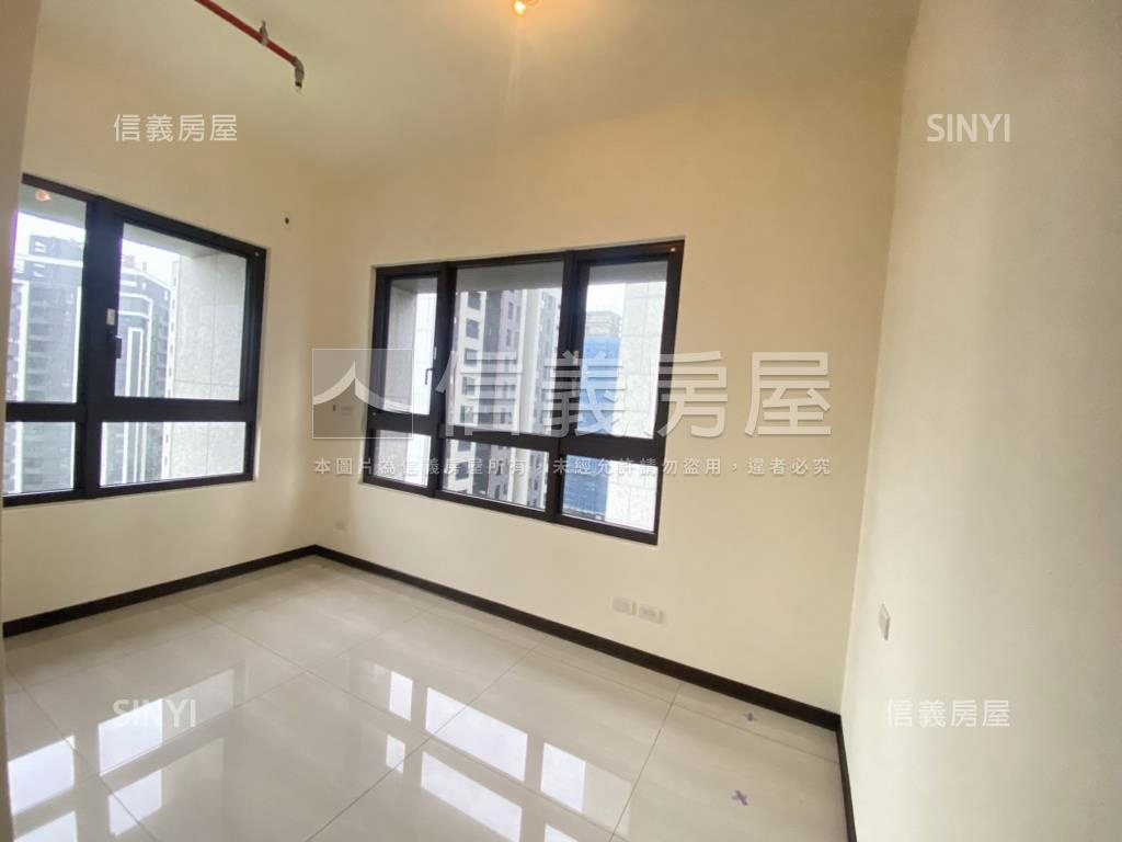 江翠重劃禾川琚２＋１房車房屋室內格局與周邊環境