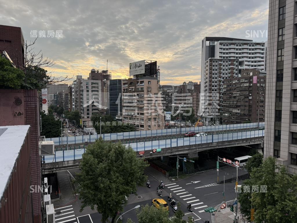 民生寬居｜市中心稀有四房房屋室內格局與周邊環境