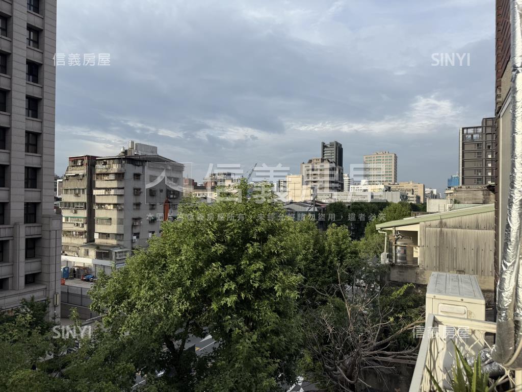 民生寬居｜市中心稀有四房房屋室內格局與周邊環境