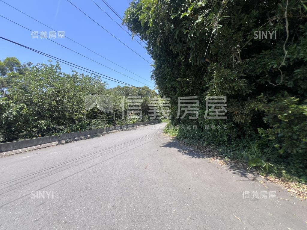 新安段土地房屋室內格局與周邊環境