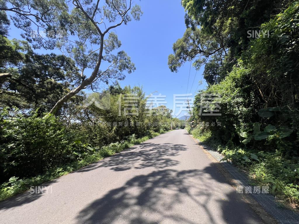 新安段土地房屋室內格局與周邊環境