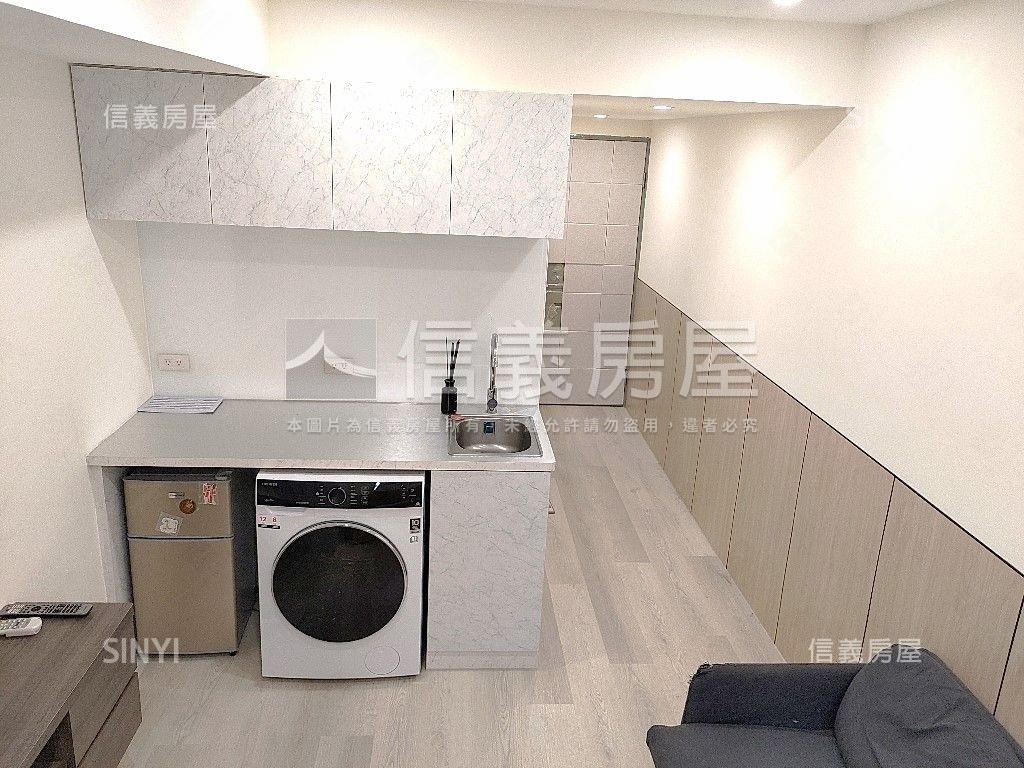 家樂福捷運公園機能小品房屋室內格局與周邊環境