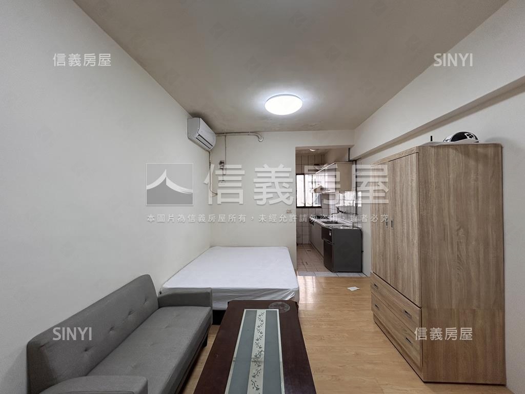 近文化中心電梯套房Ｂ房屋室內格局與周邊環境