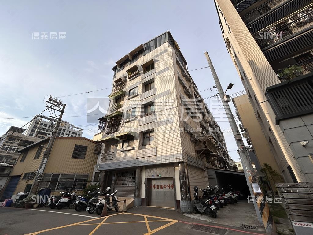 近文化中心電梯套房Ｂ房屋室內格局與周邊環境
