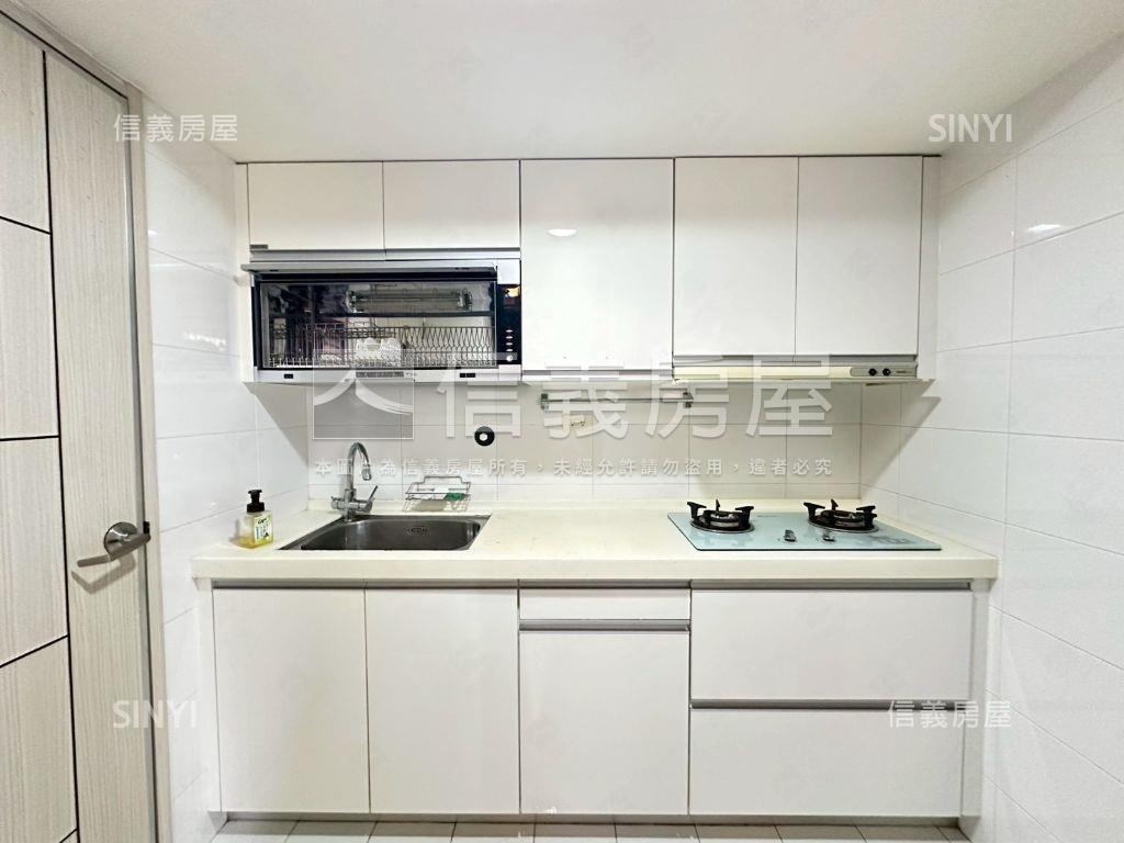 香榭溫暖三房平車房屋室內格局與周邊環境