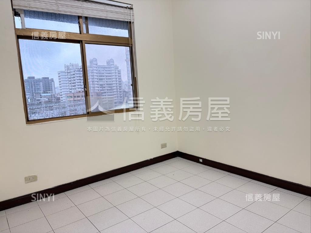 羅斯福大道捷運雙併華廈房屋室內格局與周邊環境