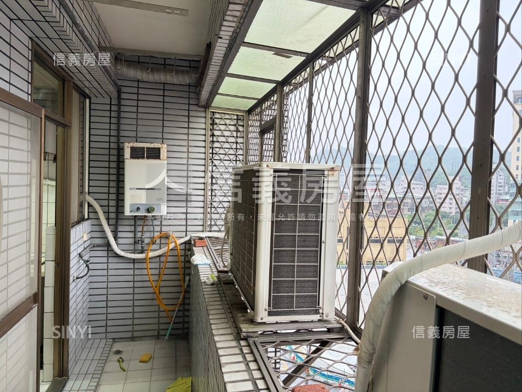 羅斯福大道捷運雙併華廈房屋室內格局與周邊環境